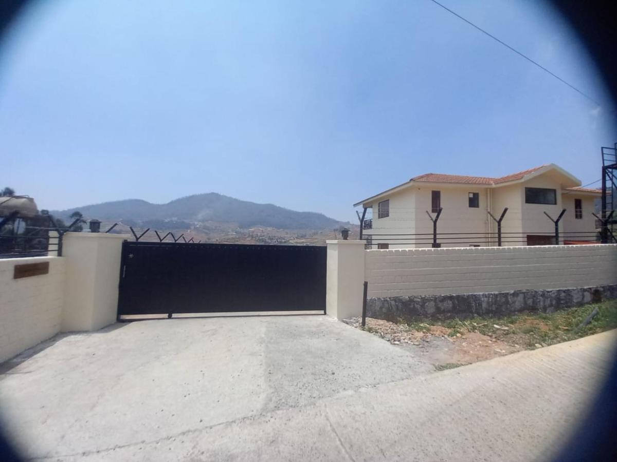 מלון אוטי Acorn House מראה חיצוני תמונה